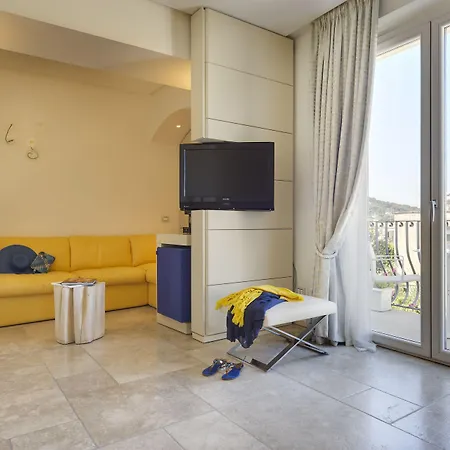 Blu Capri (adults Only) Hotell 5*