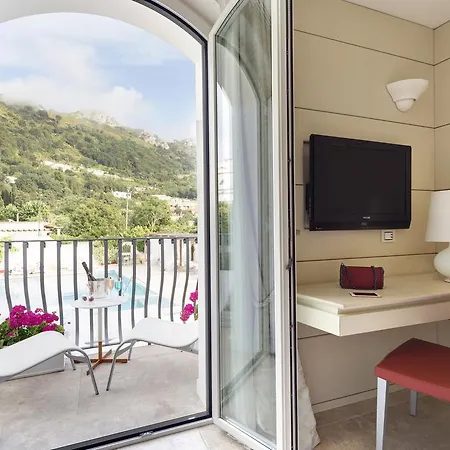 Blu Capri Hotel 5*